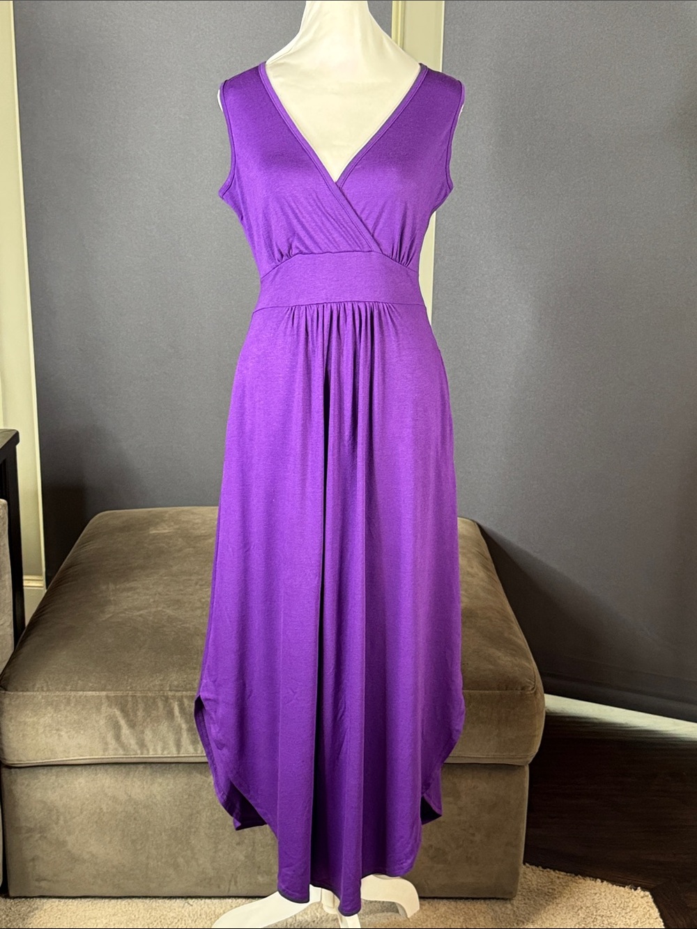 Women’s Woosea Sleeveless Purple V-Neck Maxi Dress Pockets Size S NWT